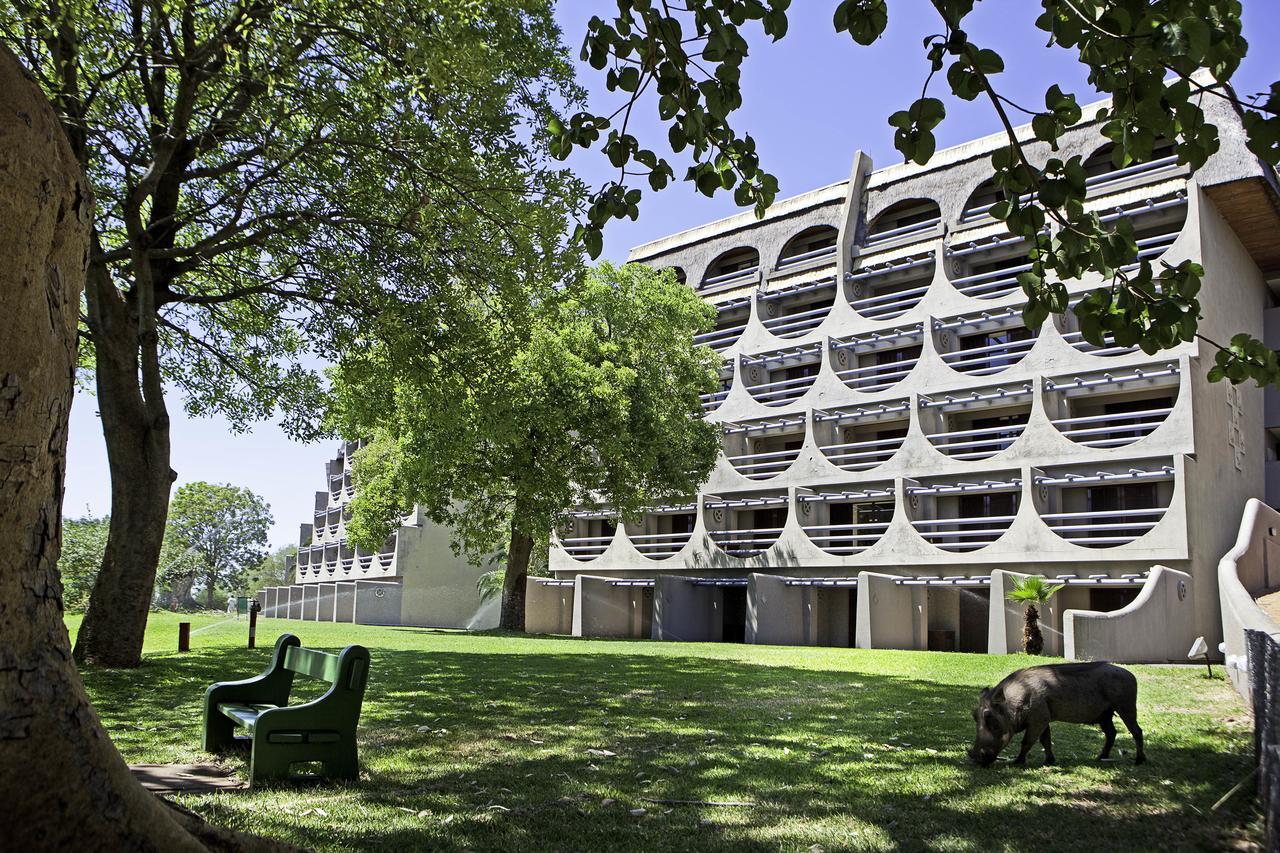 Elephant Hills Resort Вікторія-Фоллс Екстер'єр фото