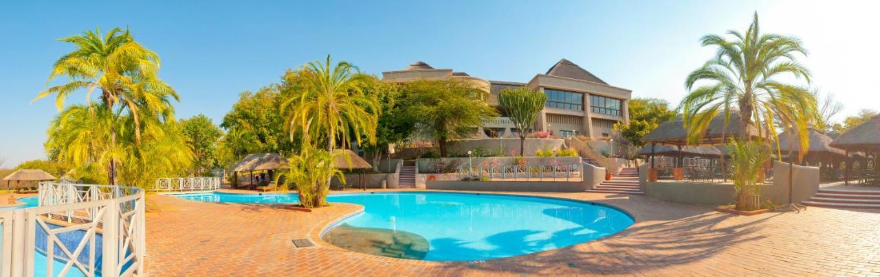 Elephant Hills Resort Вікторія-Фоллс Екстер'єр фото